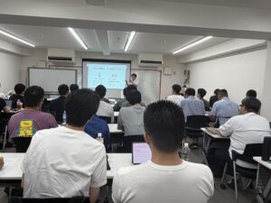 治療院経営ラボ 月例ワーク（2026年8月16日・AI情報発信講座） を後方から見た会場